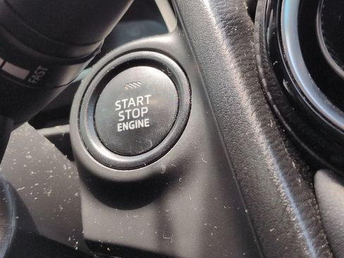 Certified 2017 Toyota Yaris iA FWD image 25