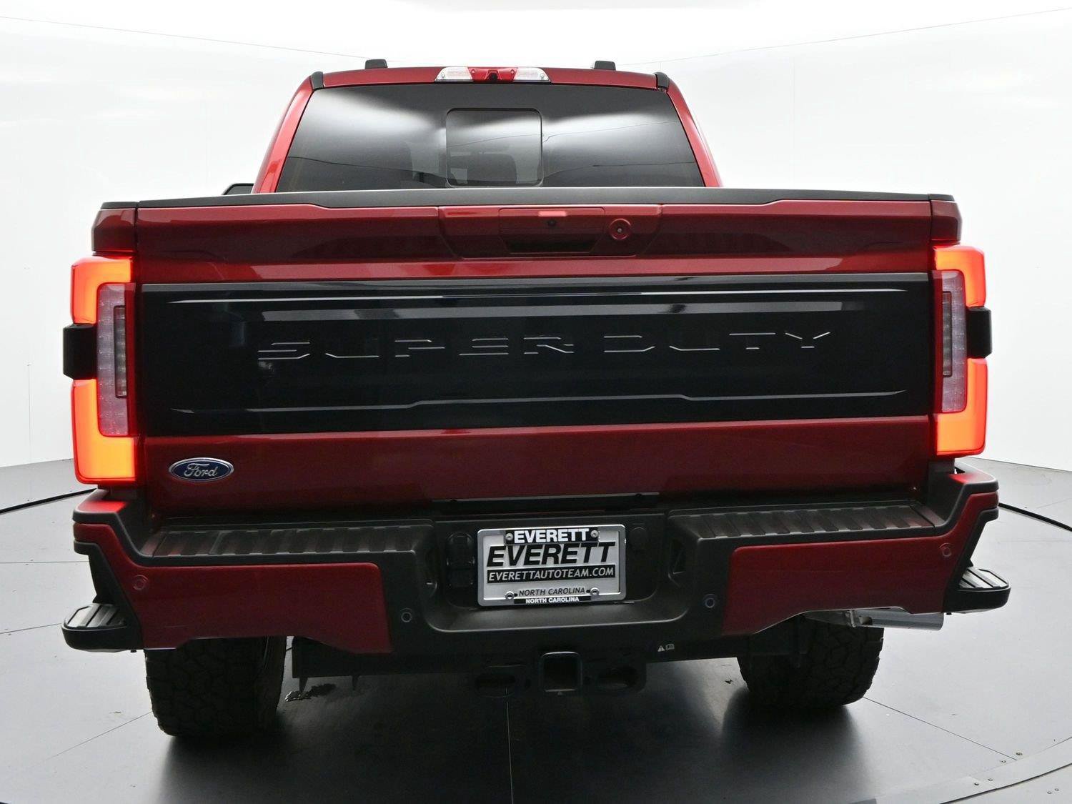 Used 2026 Ford F350 Platinum w/ FX4 Off-Road Package AWD/4WD image 6