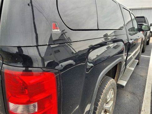 Used 2015 GMC Sierra 1500 SLT w/ SLT Crew Cab Value Package image 5