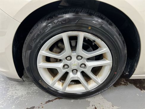 Used 2014 Chevrolet Malibu LT w/ Power Convenience Package image 24