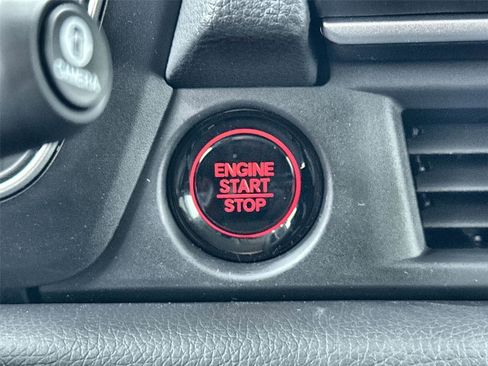 New 2026 Honda Pilot Touring image 25