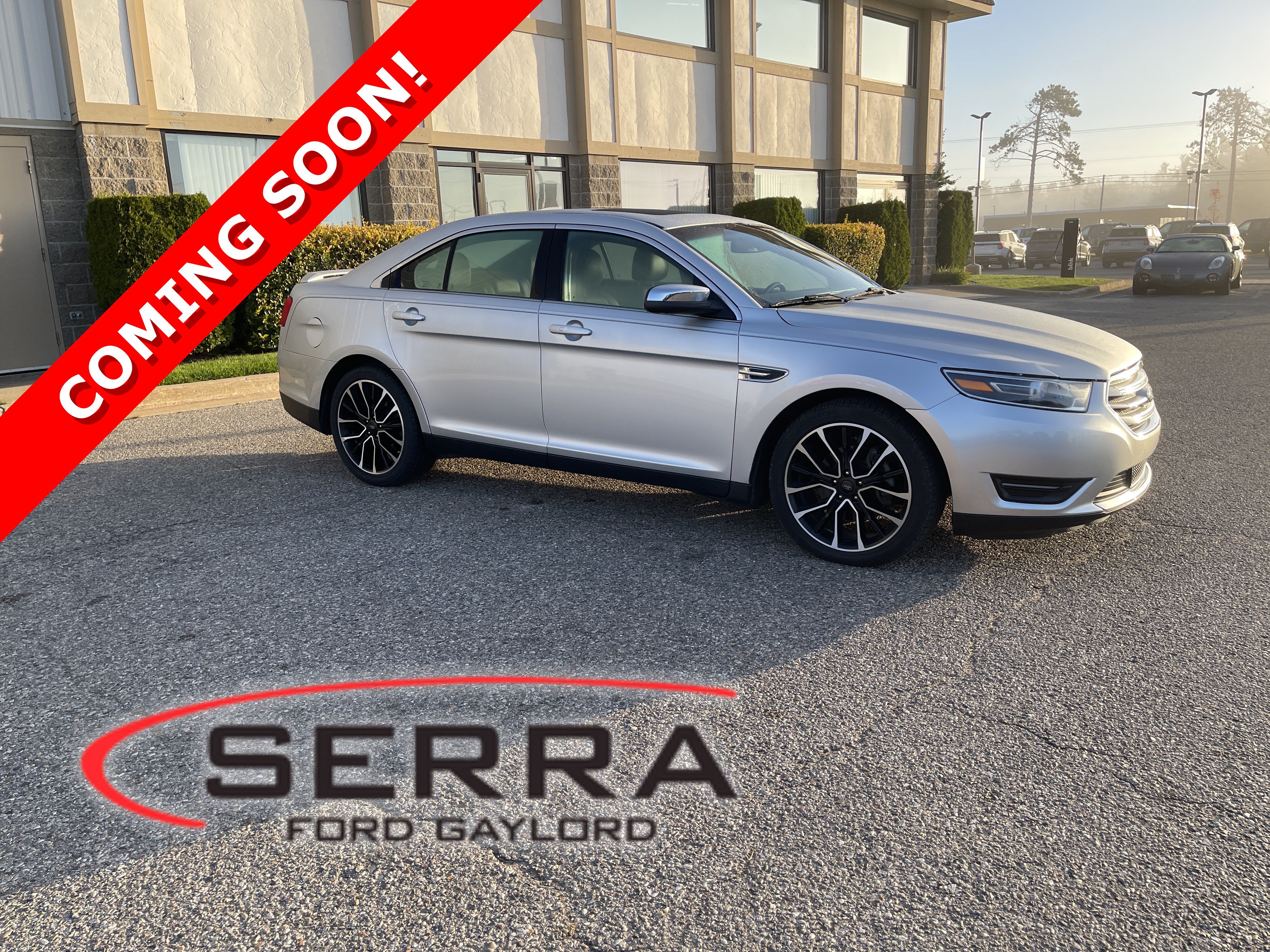 Used 2019 Ford Taurus Limited AWD/4WD image 1