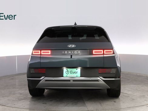 Used 2024 Hyundai Ioniq 5 SEL image 13