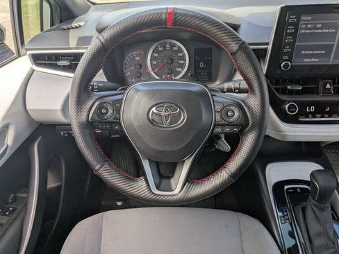 Used 2020 Toyota Corolla SE FWD image 14