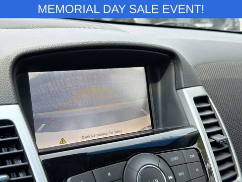 Used 2016 Chevrolet Cruze LT w/ Sun And Sound Package FWD image 34