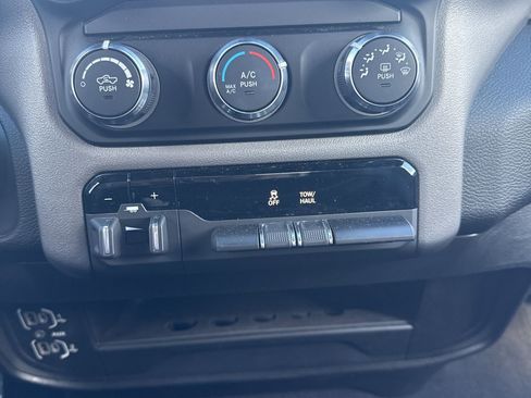 Used 2024 RAM 2500 Big Horn w/ Bed Utility Group image 18