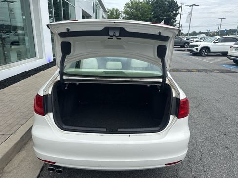 Used 2013 Volkswagen Jetta TDI FWD image 17