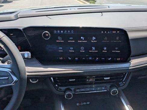 New 2026 Chevrolet Tahoe Z71 w/ Sun And Tow Package AWD/4WD image 16