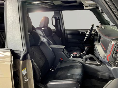 Used 2025 Ford Bronco Raptor AWD/4WD image 28