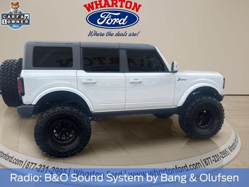 Used 2025 Ford Bronco Outer Banks AWD/4WD image 8