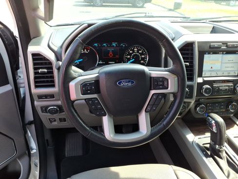 Used 2018 Ford F150 Lariat AWD/4WD image 7