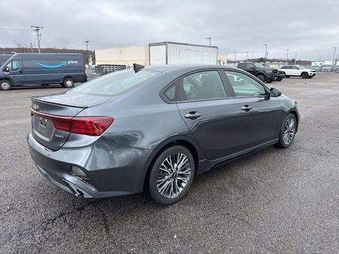 Used 2023 Kia Forte GT-Line w/ GT-Line Premium Package image 3