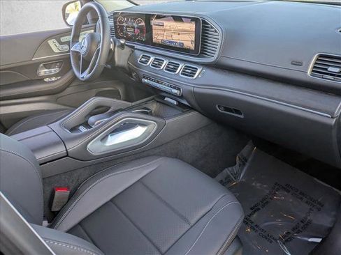 Used 2026 Mercedes-Benz GLS 450 4MATIC image 21