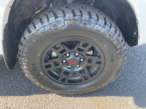 Used 2024 Toyota 4Runner TRD Off-Road Premium w/ Moonroof Package image 22