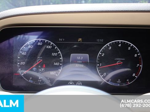 Used 2020 Mercedes-Benz S 560 Sedan w/ AMG Line Exterior image 36