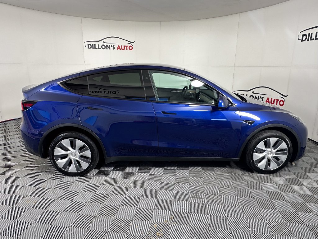 Used 2023 Tesla Model Y Long Range AWD/4WD image 11