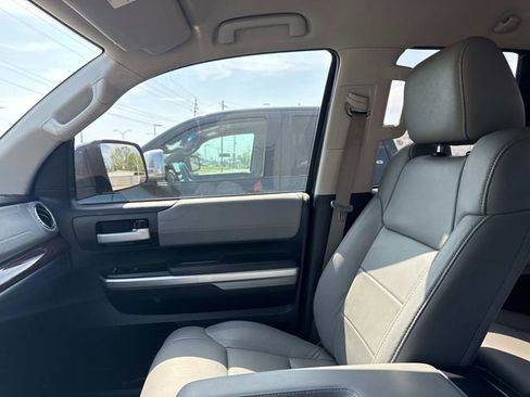 Used 2016 Toyota Tundra Limited w/ Limited Premium Package image 20