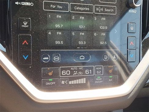 Used 2023 Subaru Ascent Premium w/ Convenience Package image 17