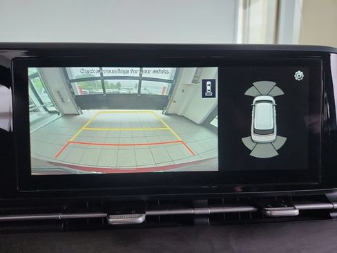 Used 2022 Kia Carnival EX FWD image 16