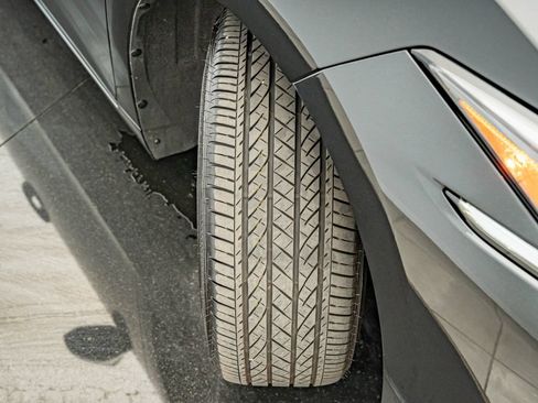 Certified 2025 Lexus ES 300h w/ Accessory Package (Z2) FWD image 45