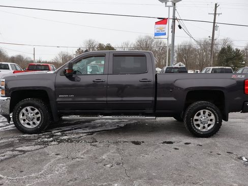 Used 2015 Chevrolet Silverado 2500 LT w/ LT Convenience Package image 30