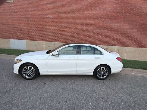 Used 2017 Mercedes-Benz C 300 4MATIC Sedan image 2