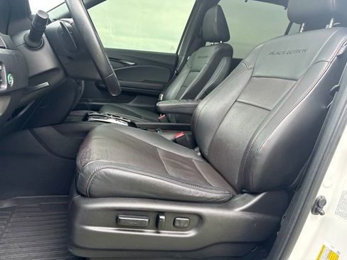 Used 2021 Honda Pilot Black Edition image 8