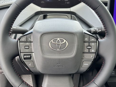 New 2026 Toyota Prius Plug-In Hybrid FWD image 21