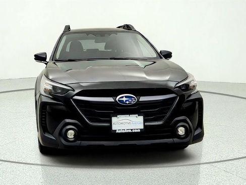 Used 2023 Subaru Outback Premium AWD/4WD image 2
