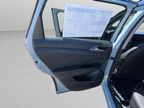New 2026 Volkswagen Taos SE AWD/4WD image 20