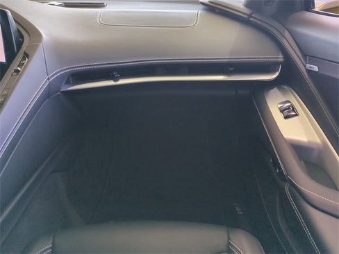 Certified 2025 Chevrolet Corvette Stingray Convertible w/ 1LT image 17