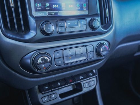 Used 2016 Chevrolet Colorado Z71 image 16