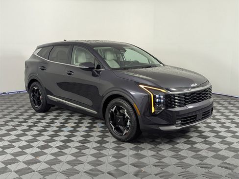 New 2026 Kia Sportage EX image 9