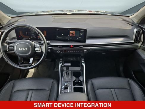 Used 2025 Kia Sorento S FWD image 14