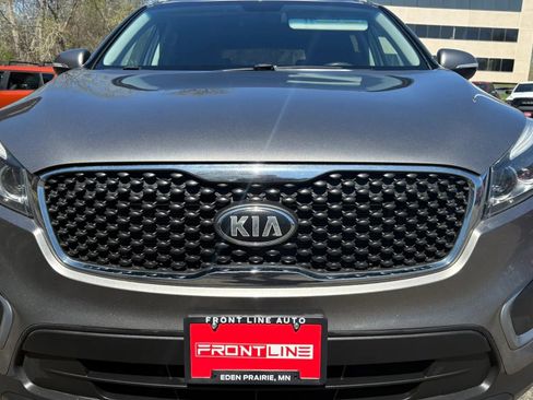 Used 2017 Kia Sorento LX FWD image 14