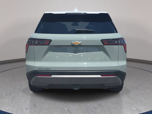 Used 2026 Chevrolet Equinox LT w/ Convenience Package II FWD image 6
