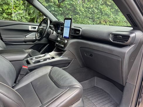 Used 2020 Ford Explorer ST w/ ST Street Pack AWD/4WD image 11
