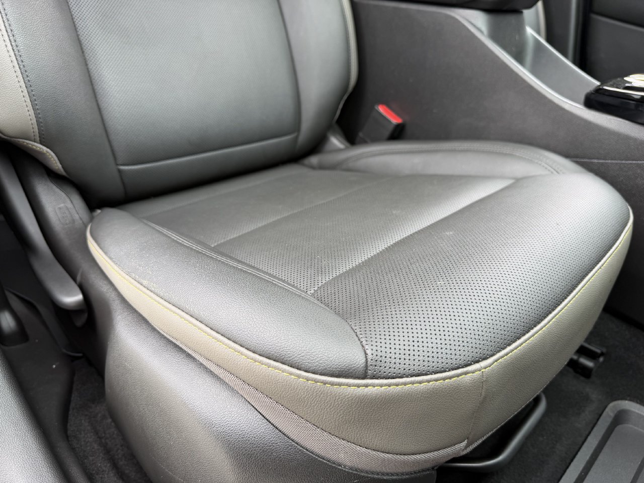 Certified 2024 Chevrolet Trax ACTIV w/ Sunroof Package FWD image 27