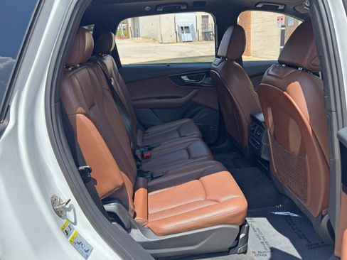 Used 2017 Audi Q7 3.0T Premium Plus AWD/4WD image 39