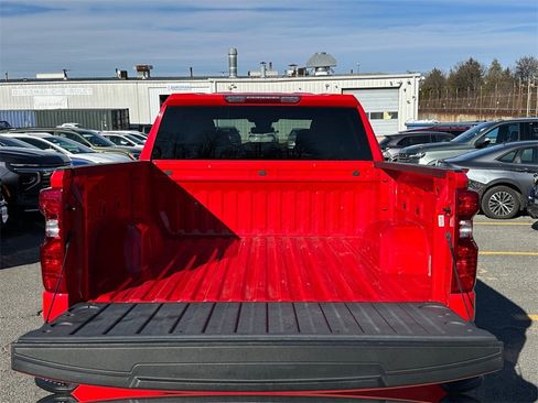 Used 2022 Chevrolet Silverado 1500 Custom w/ LPO, Dark Essentials Package image 22