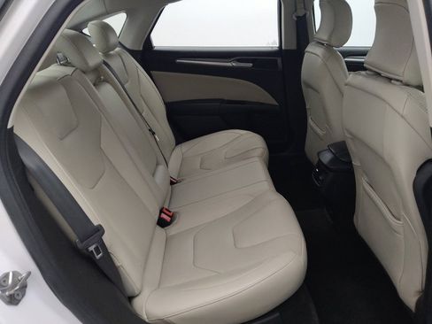 Used 2015 Ford Fusion Titanium image 19