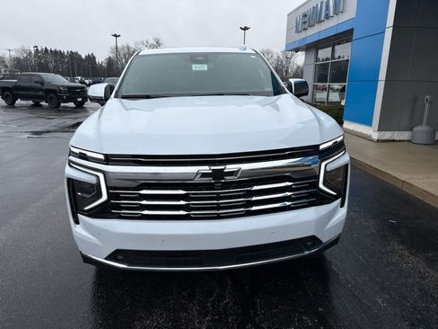 New 2026 Chevrolet Tahoe Premier w/ Sun And Tow Package AWD/4WD image 2