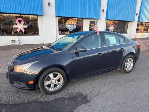 Used 2014 Chevrolet Cruze LT image 1