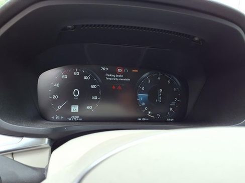 Used 2020 Volvo V60 T5 Cross Country AWD/4WD image 15