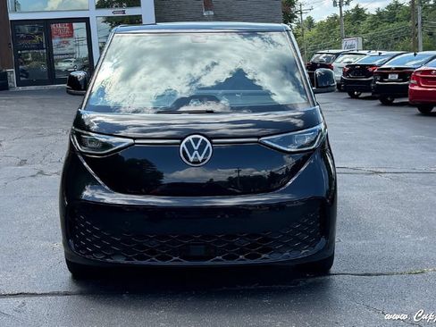 Used 2025 Volkswagen ID. Buzz Pro S RWD image 22