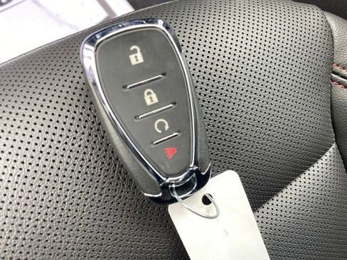 Used 2024 Chevrolet Trax RS w/ Driver Confidence Package image 23