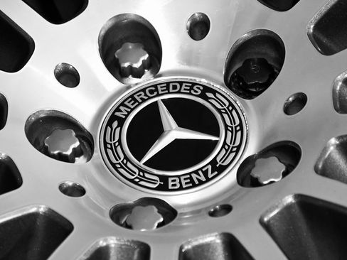 Used 2024 Mercedes-Benz GLE 350 4MATIC image 94