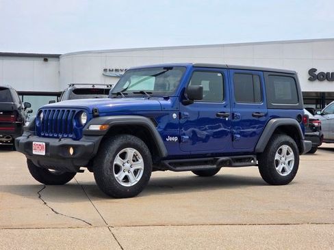Certified 2020 Jeep Wrangler Unlimited Sport S AWD/4WD image 3