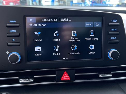 New 2025 Hyundai Elantra Blue image 19