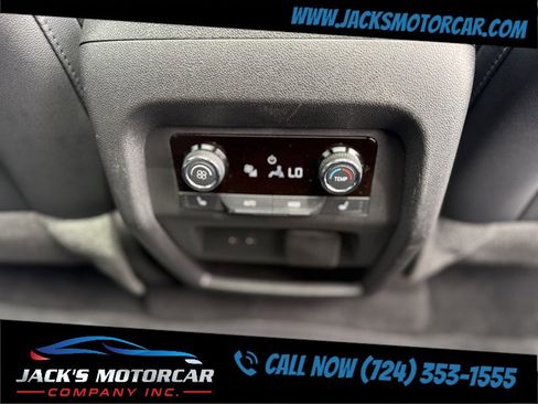 Used 2025 Chevrolet Traverse RS AWD/4WD image 33